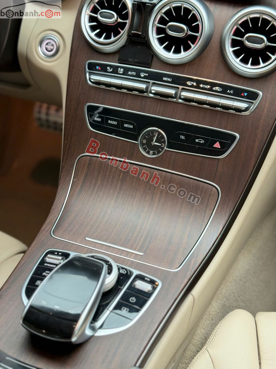 Bán ô tô Mercedes Benz C class C200 Exclusive - 2021 - xe cũ