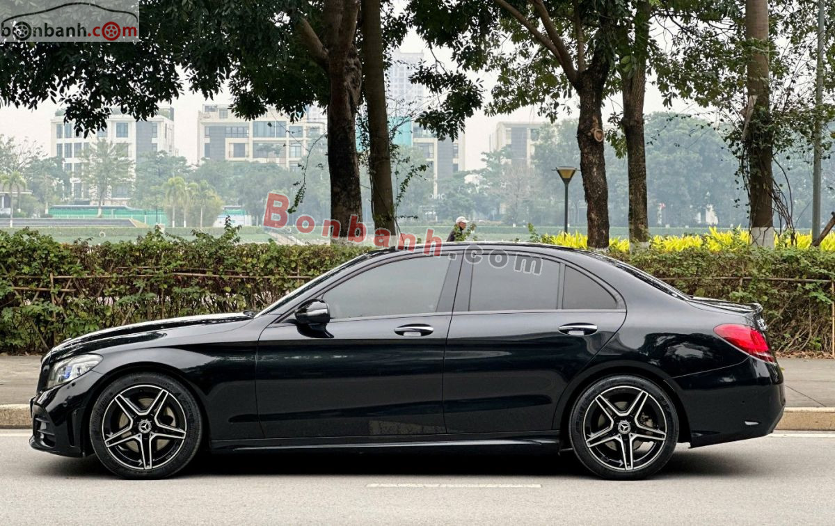 Bán ô tô Mercedes Benz C class C300 AMG - 2021 - xe cũ