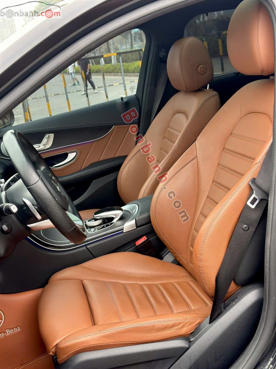 Bán ô tô Mercedes Benz C class C300 AMG - 2021 - xe cũ