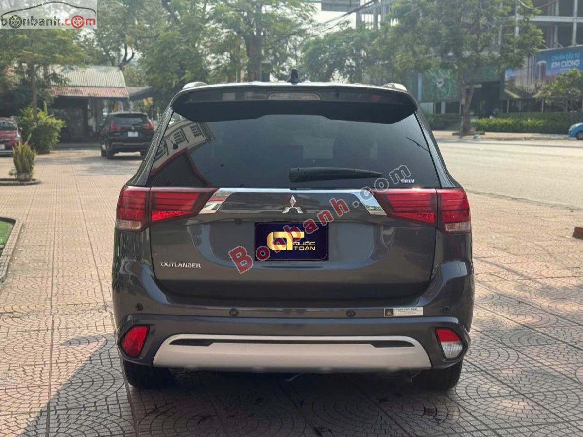 Bán ô tô Mitsubishi Outlander 2.0 CVT - 2024 - xe cũ