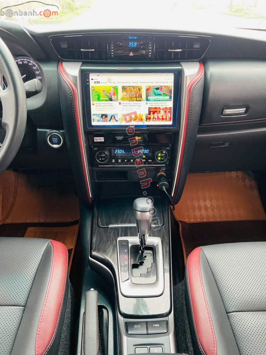 Bán ô tô Toyota Fortuner Legender 2.4L 4x2 AT - 2024 - xe cũ