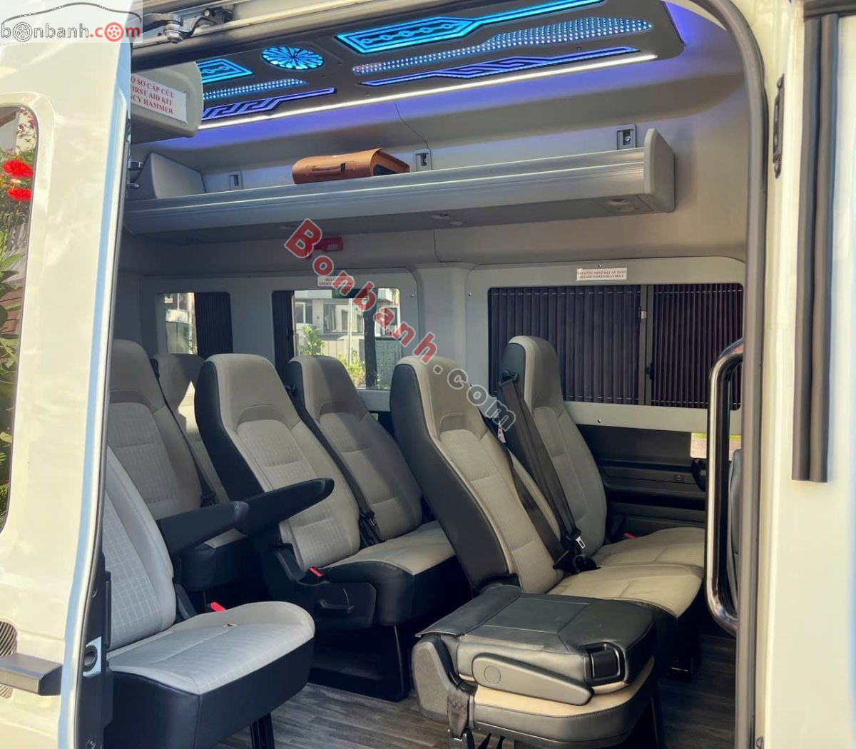 Bán ô tô Ford Transit Premium - 2024 - xe cũ