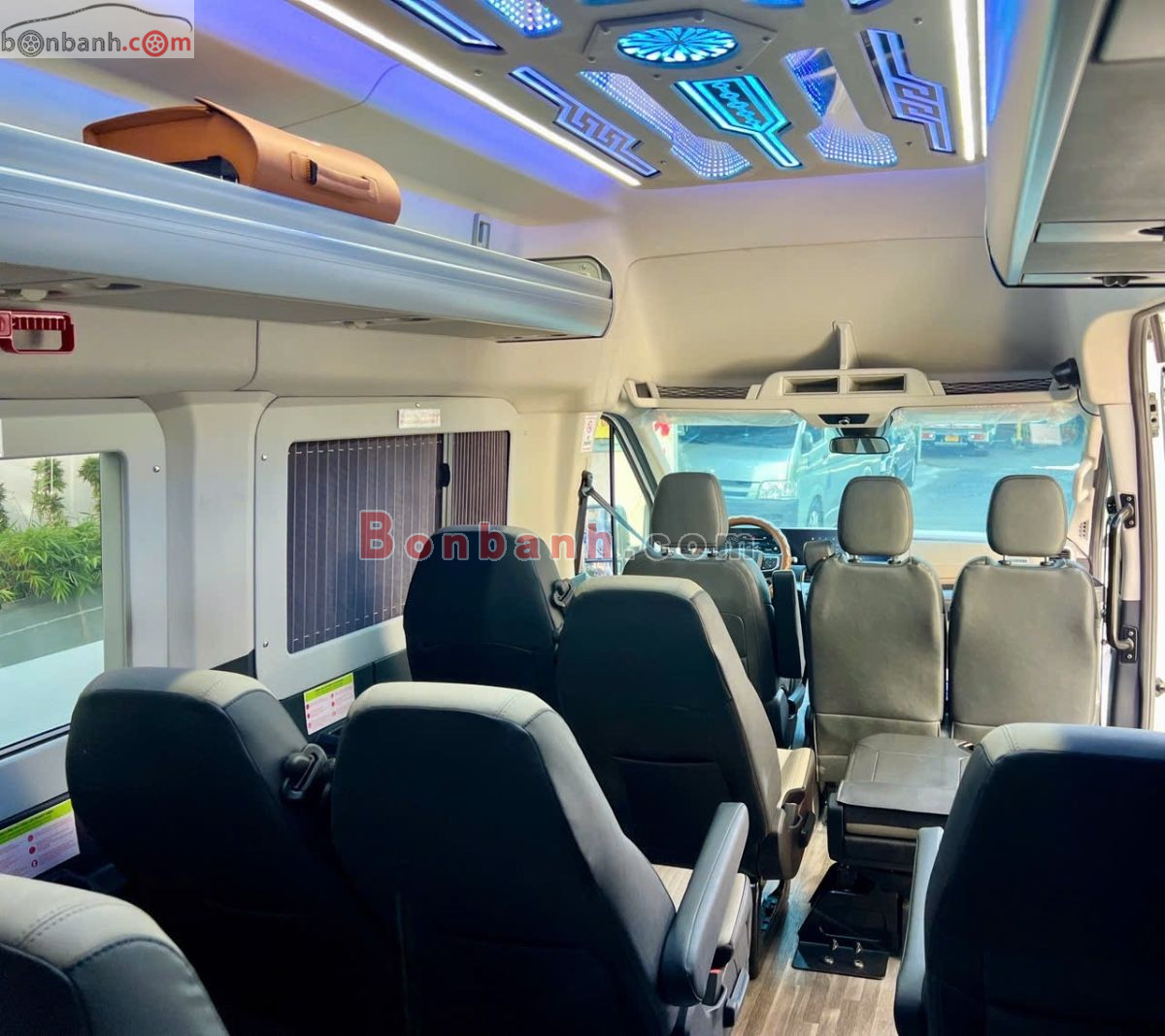 Bán ô tô Ford Transit Premium - 2024 - xe cũ