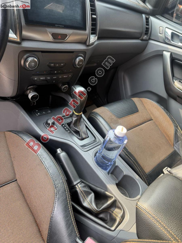 Bán ô tô Ford Ranger Wildtrak 3.2L 4x4 AT - 2016 - xe cũ