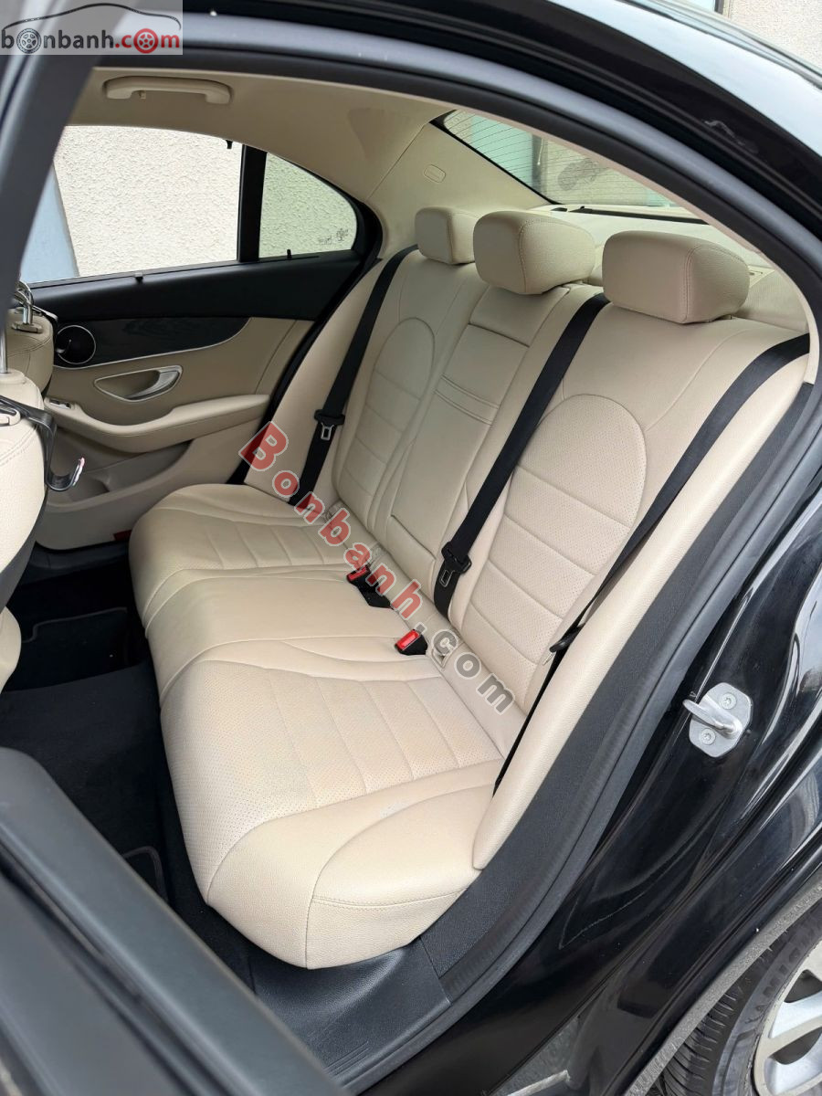 Bán ô tô Mercedes Benz C class C200 - 2018 - xe cũ
