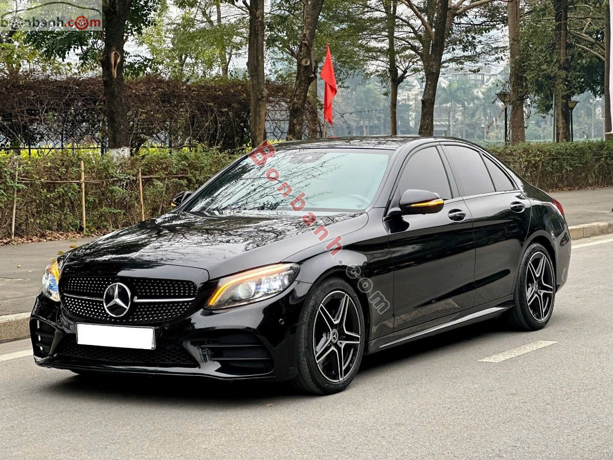 Bán ô tô Mercedes Benz C class C300 AMG - 2021 - xe cũ