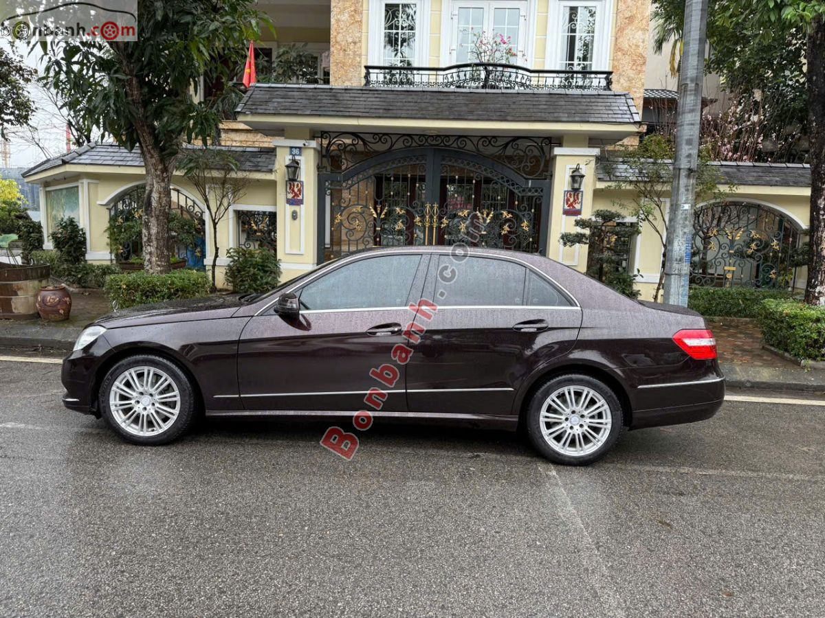 Bán ô tô Mercedes Benz E class E300 - 2009 - xe cũ