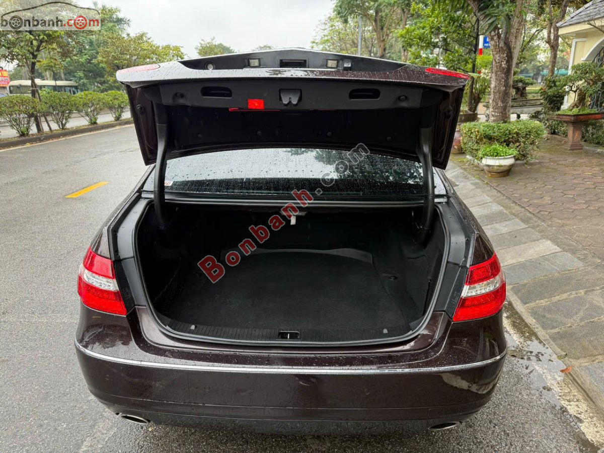 Bán ô tô Mercedes Benz E class E300 - 2009 - xe cũ