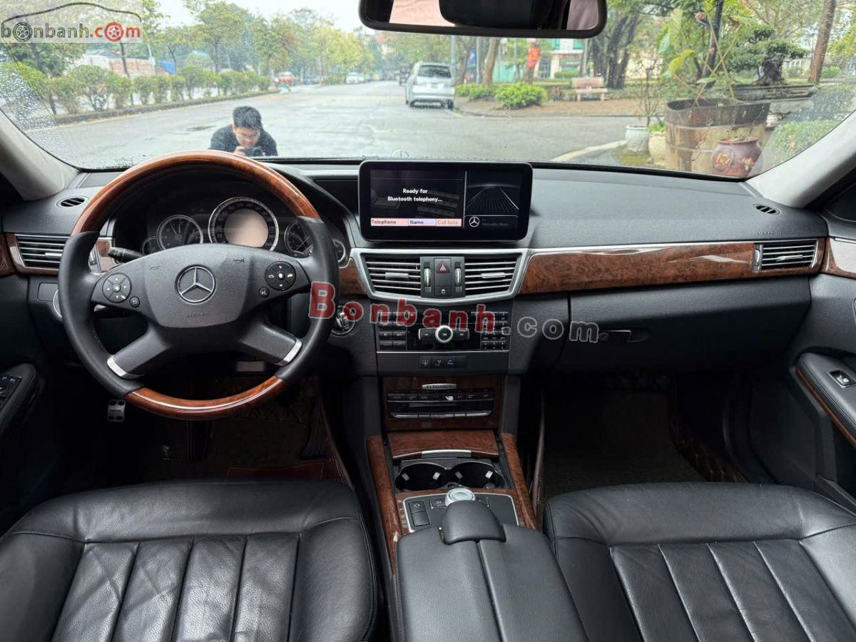 Bán ô tô Mercedes Benz E class E300 - 2009 - xe cũ
