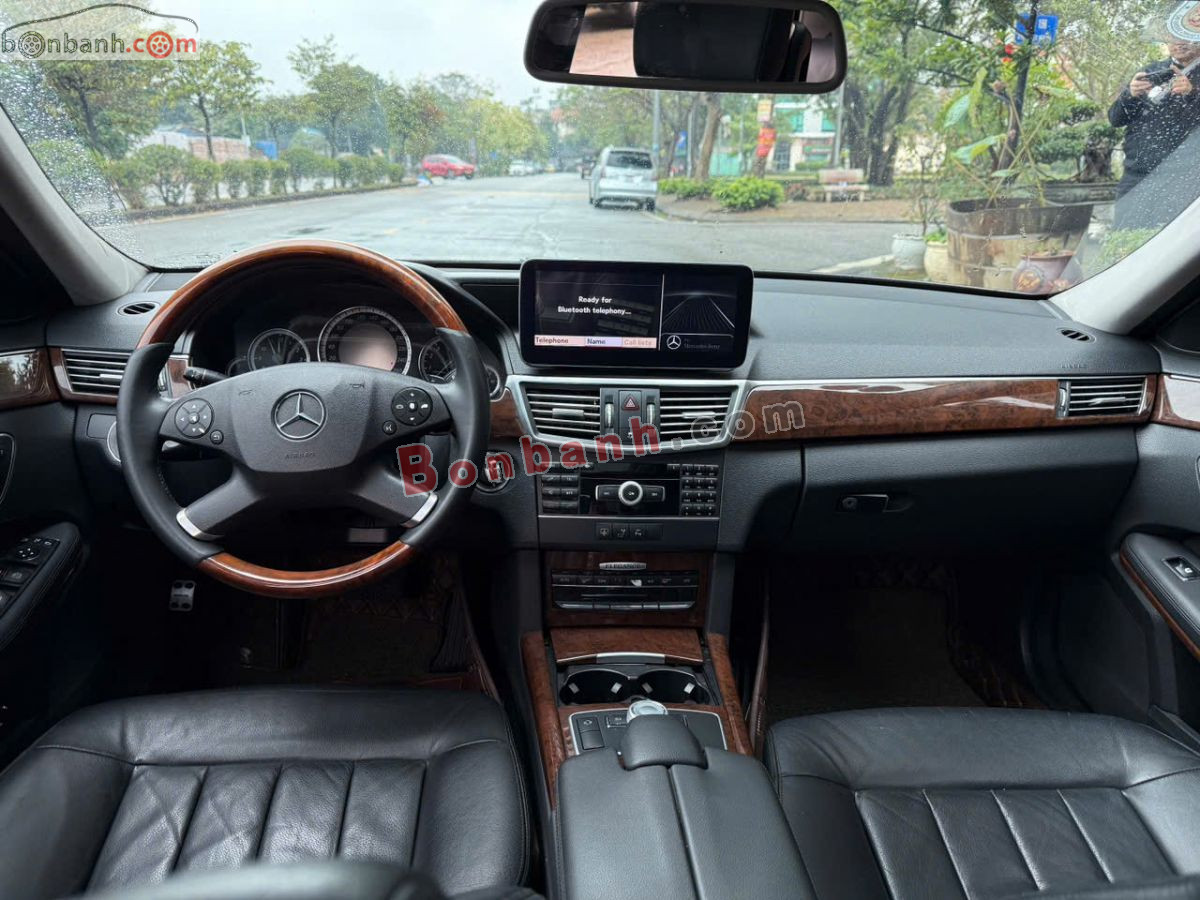 Bán ô tô Mercedes Benz E class E300 - 2009 - xe cũ