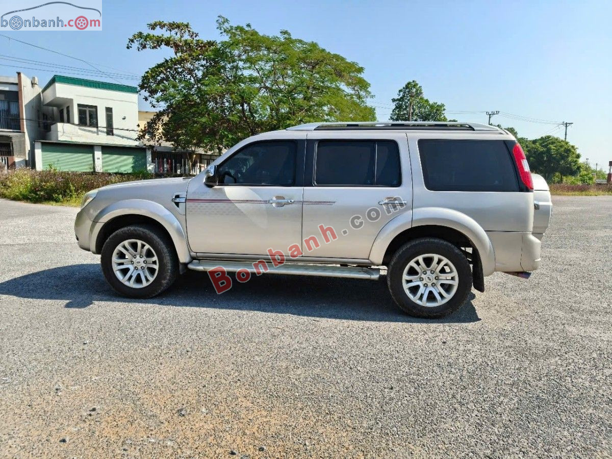 Bán ô tô Ford Everest Limited 2.5L 4x2 AT - 2013 - xe cũ