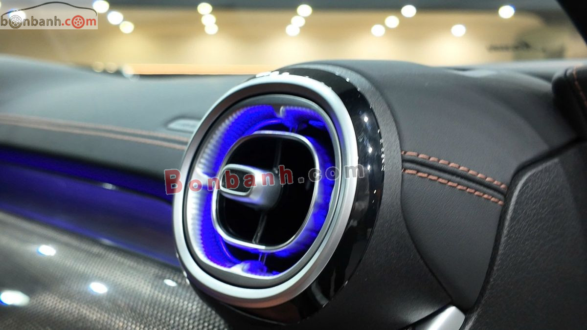 Bán ô tô Mercedes Benz C class C300 AMG - 2025 - xe mới