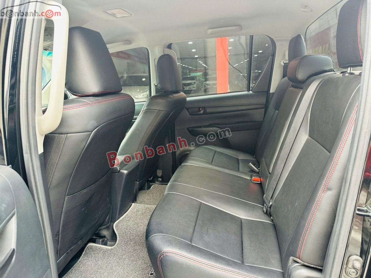 Bán ô tô Toyota Hilux 2.4L 4x2 AT - 2024 - xe cũ