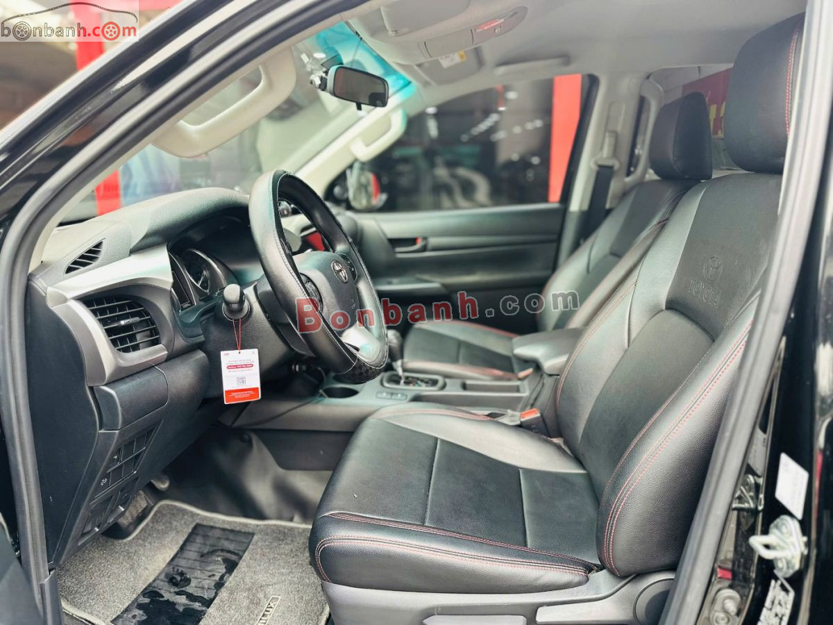 Bán ô tô Toyota Hilux 2.4L 4x2 AT - 2024 - xe cũ
