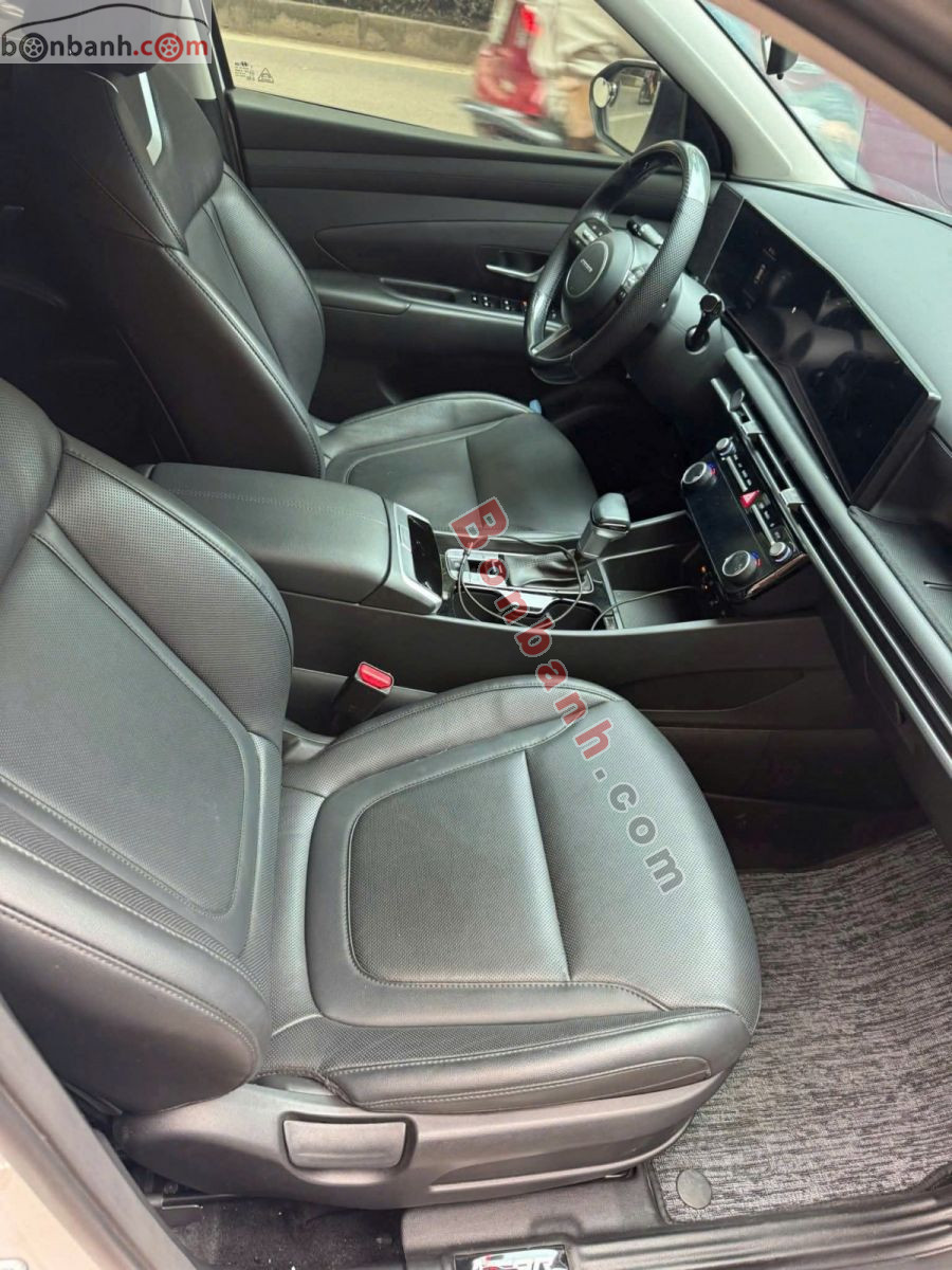 Bán ô tô Hyundai Tucson 2.0 AT Tiêu chuẩn - 2024 - xe cũ