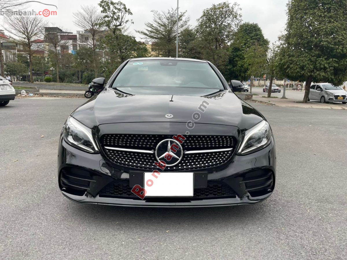Bán ô tô Mercedes Benz C class C300 AMG - 2020 - xe cũ