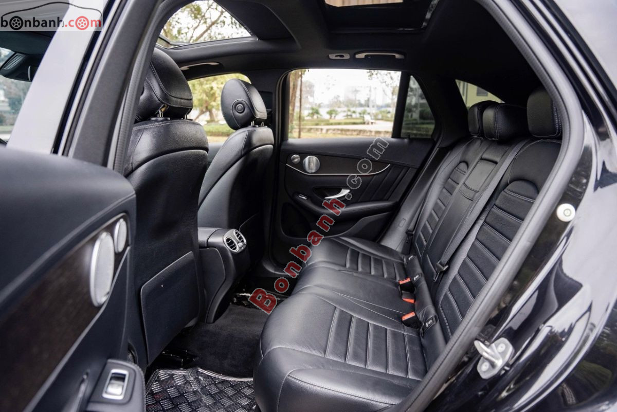 Bán ô tô Mercedes Benz GLC 300 4Matic - 2019 - xe cũ