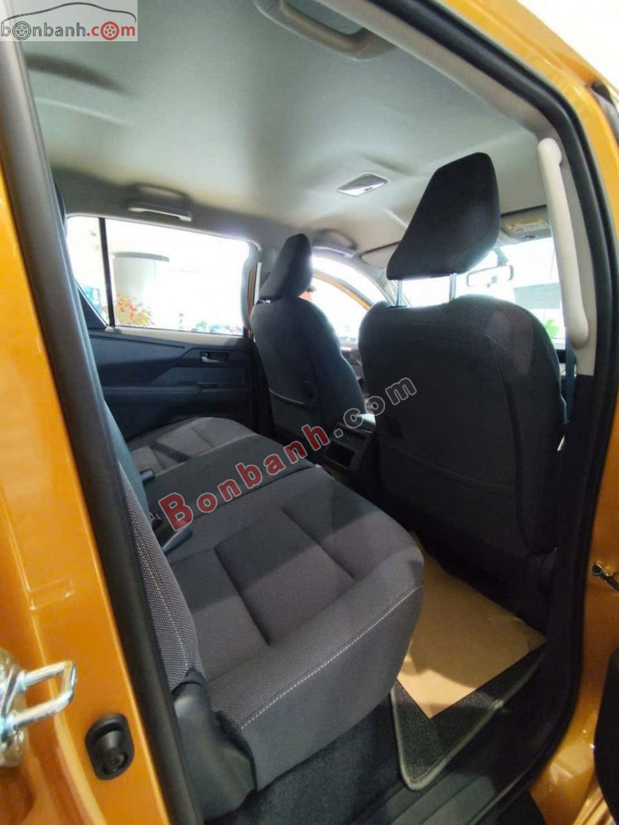 Bán ô tô Toyota Hilux Pro 2.8L 4x2 AT - 2026 - xe mới