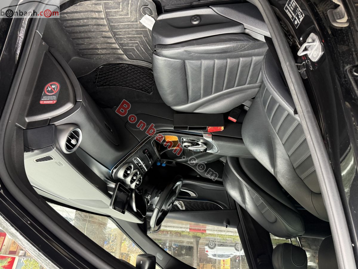 Bán ô tô Mercedes Benz GLC 300 4Matic - 2017 - xe cũ