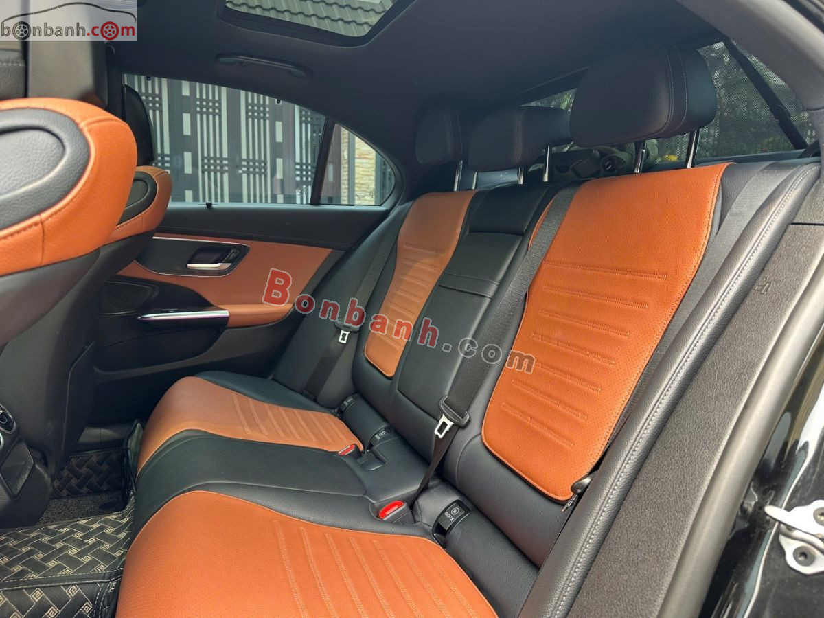Bán ô tô Mercedes Benz C class C300 AMG - 2022 - xe cũ