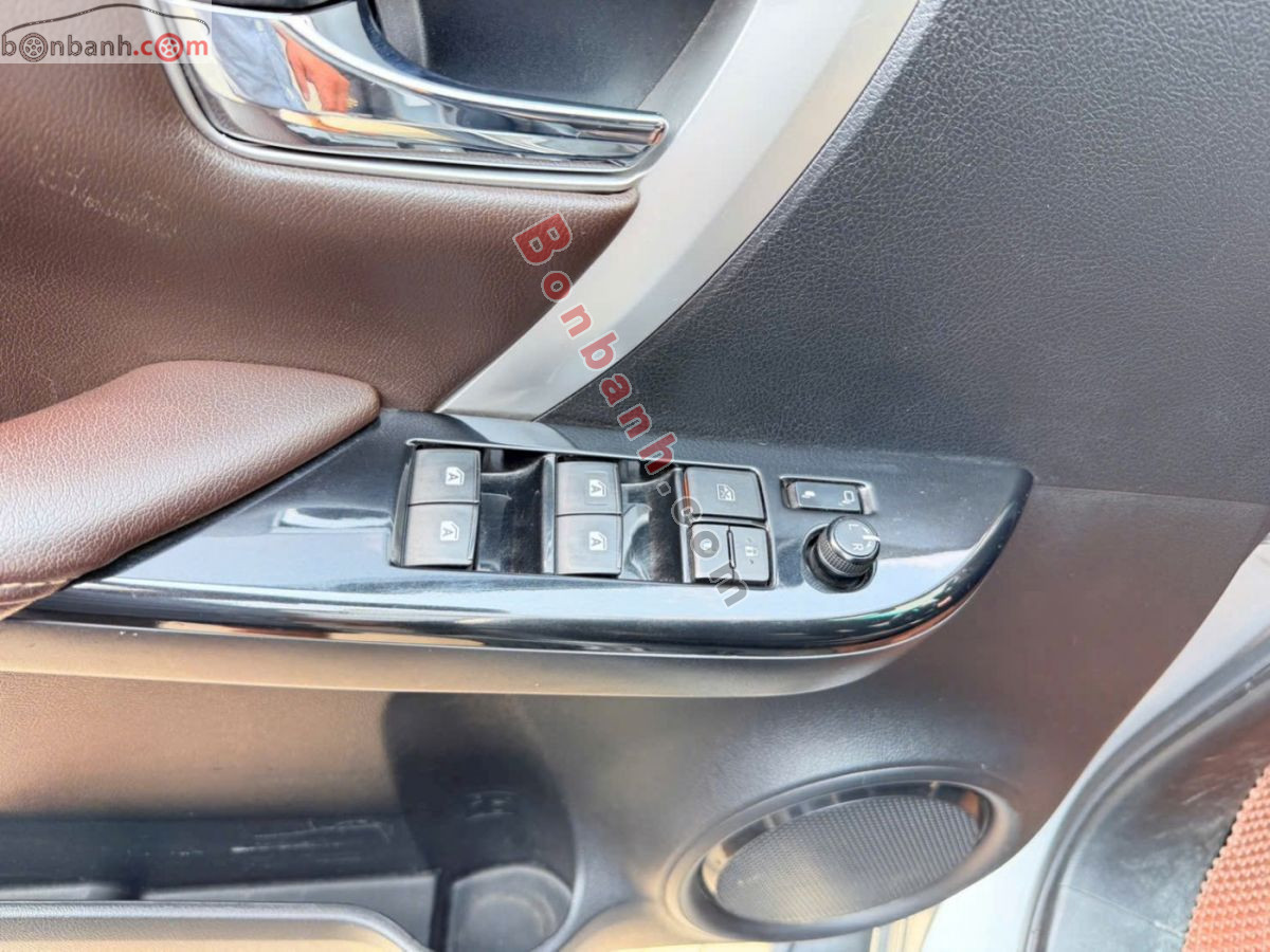 Bán ô tô Toyota Fortuner 2.7V 4x2 AT - 2019 - xe cũ