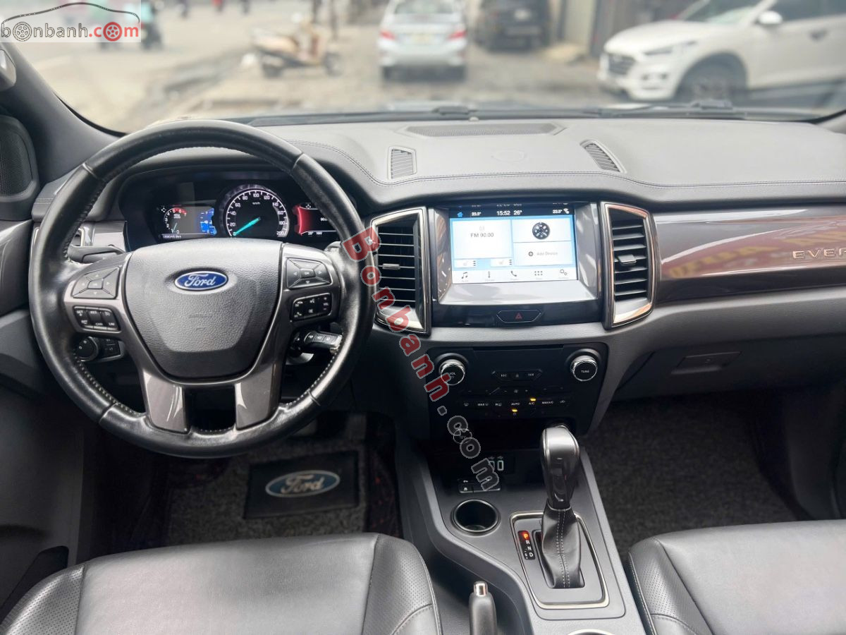Bán ô tô Ford Everest Titanium 2.2L 4x2 AT - 2016 - xe cũ