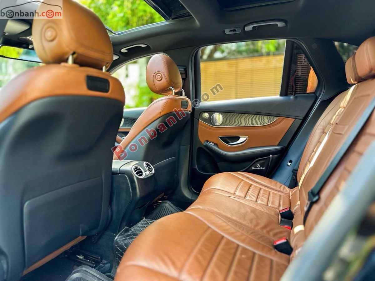 Bán ô tô Mercedes Benz GLC 300 4Matic - 2018 - xe cũ