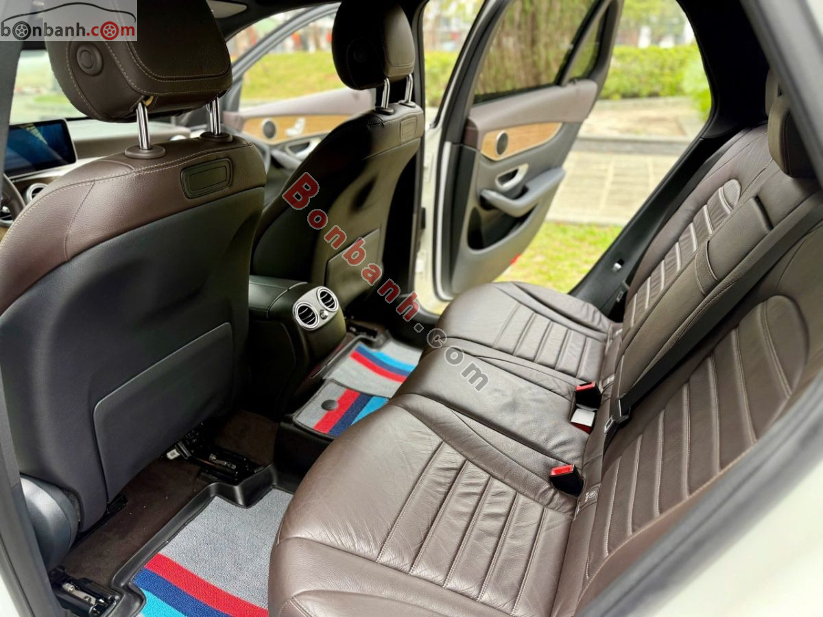 Bán ô tô Mercedes Benz GLC 250 4Matic - 2017 - xe cũ