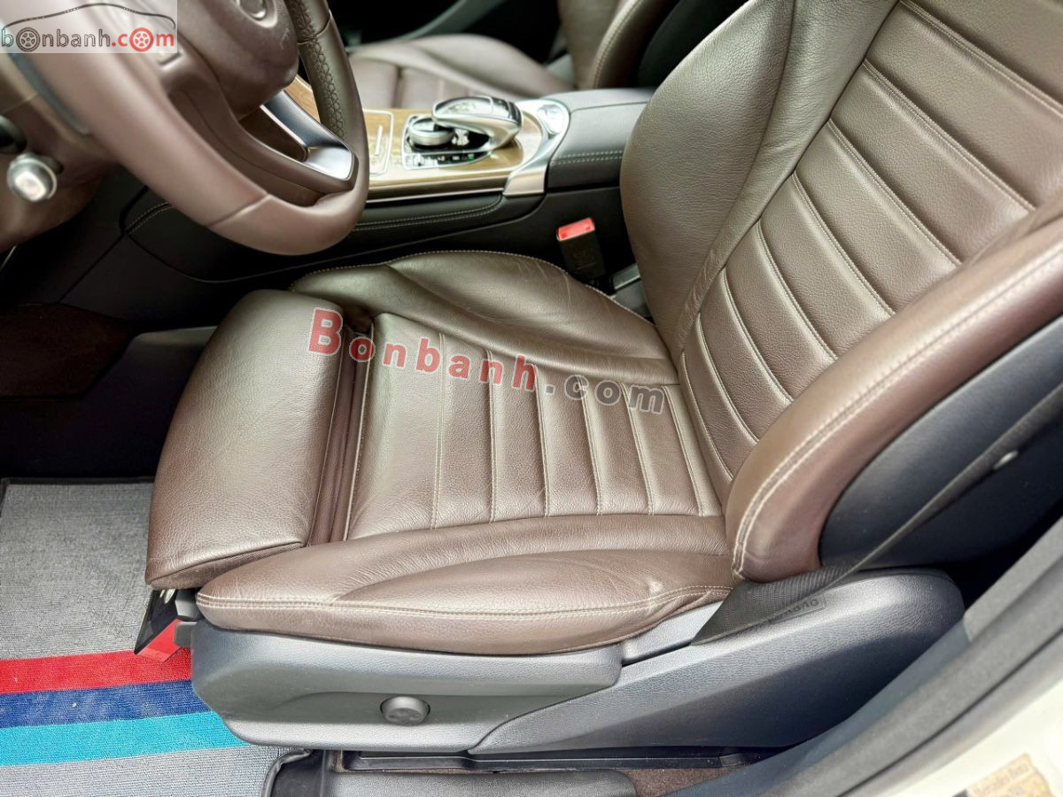 Bán ô tô Mercedes Benz GLC 250 4Matic - 2017 - xe cũ