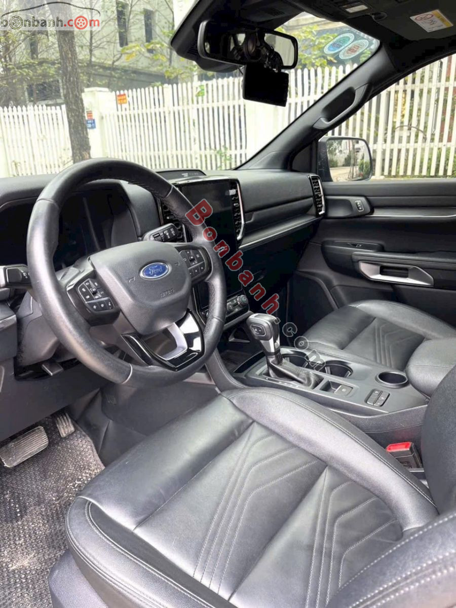 Bán ô tô Ford Everest Titanium 2.0L 4x2 AT - 2023 - xe cũ