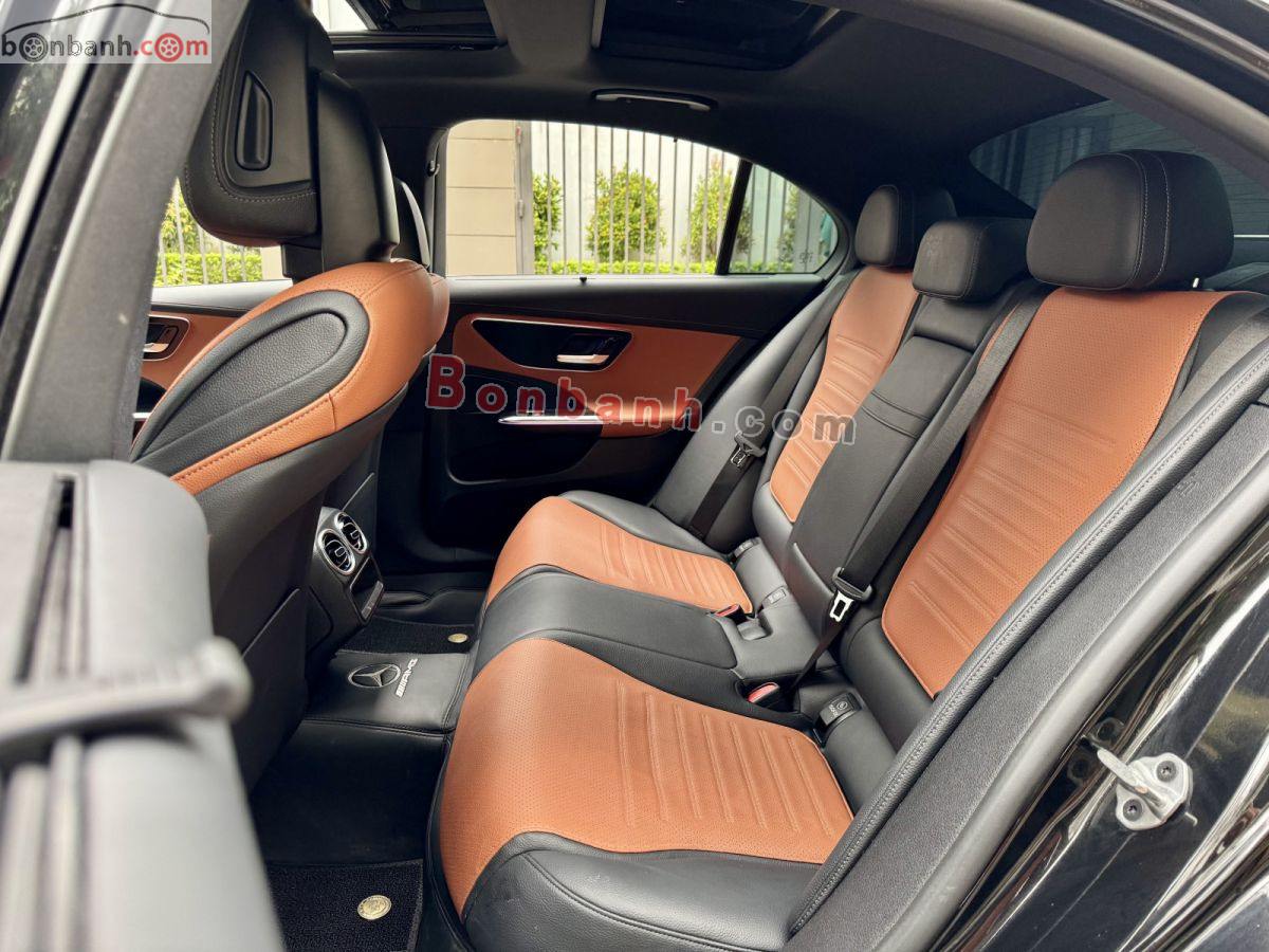 Bán ô tô Mercedes Benz C class C300 AMG - 2022 - xe cũ