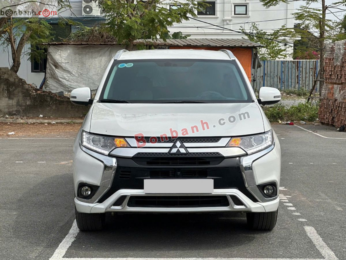 Bán ô tô Mitsubishi Outlander 2.0 CVT - 2023 - xe cũ