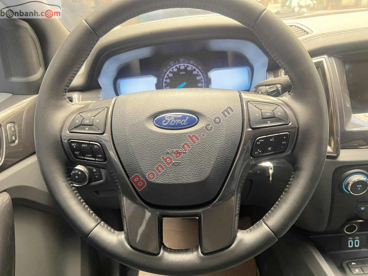 Bán ô tô Ford Everest Titanium 2.2L 4x2 AT - 2016 - xe cũ