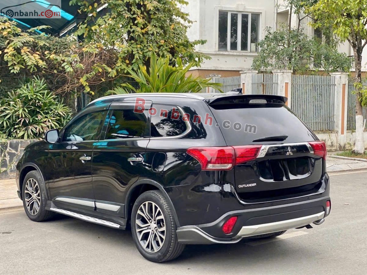 Bán ô tô Mitsubishi Outlander 2.0 CVT - 2017 - xe cũ
