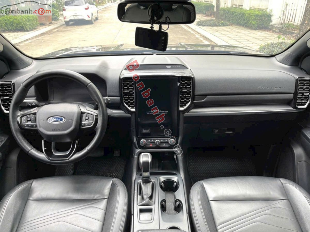 Bán ô tô Ford Everest Titanium 2.0L 4x2 AT - 2023 - xe cũ