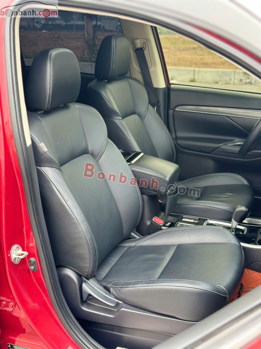 Bán ô tô Mitsubishi Outlander 2.0 CVT Premium - 2020 - xe cũ