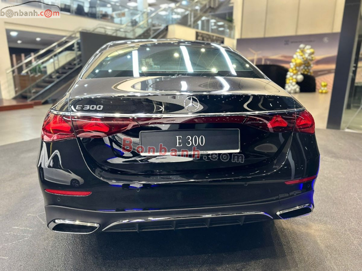 Bán ô tô Mercedes Benz E class E300 AMG - 2026 - xe mới