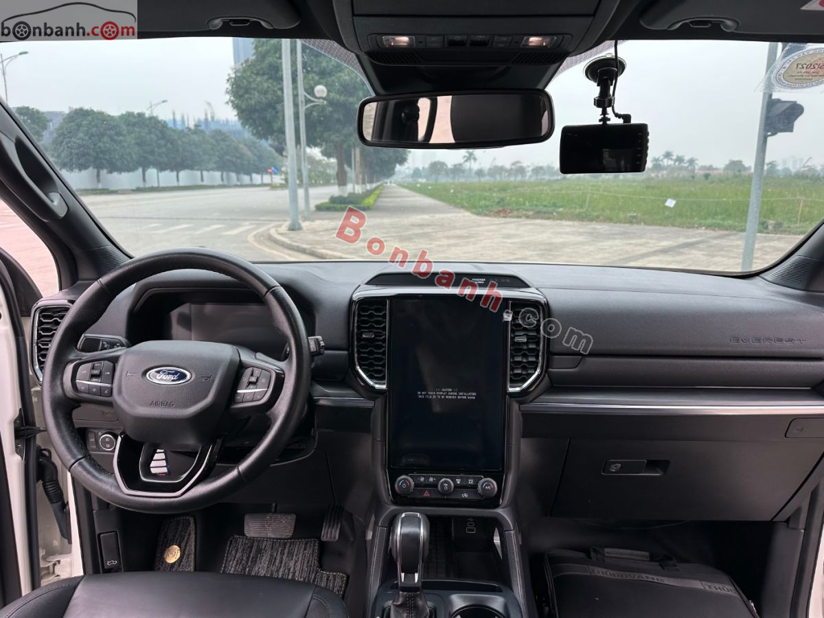 Bán ô tô Ford Everest Titanium 2.0L 4x2 AT - 2022 - xe cũ