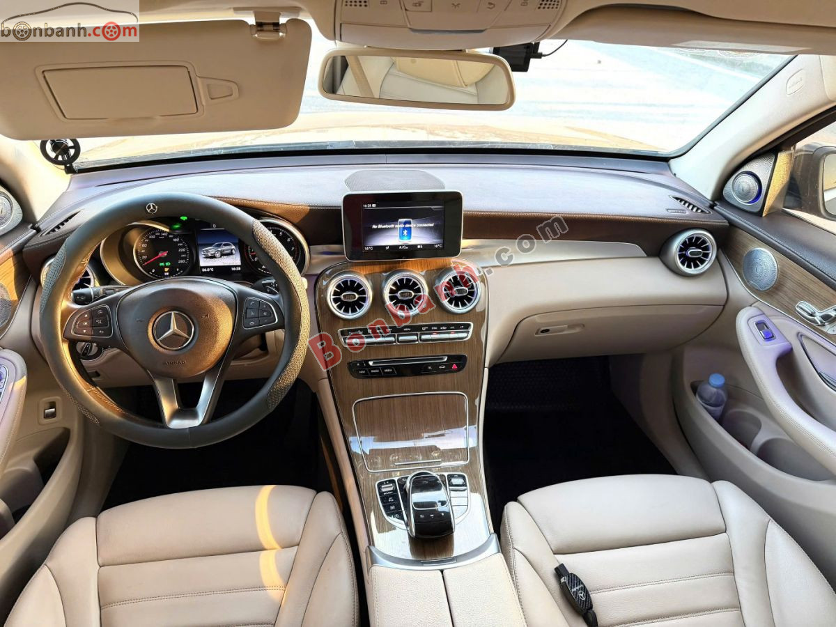 Bán ô tô Mercedes Benz GLC 250 4Matic - 2018 - xe cũ