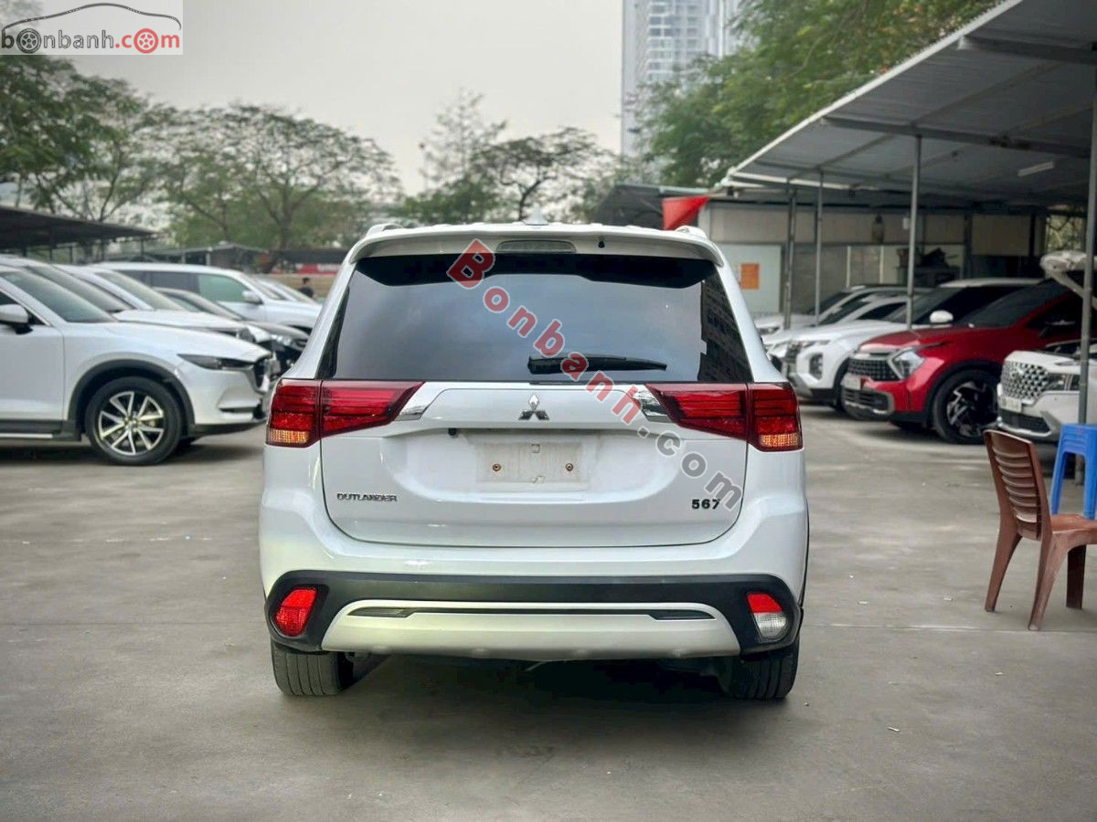 Bán ô tô Mitsubishi Outlander 2.0 CVT - 2020 - xe cũ