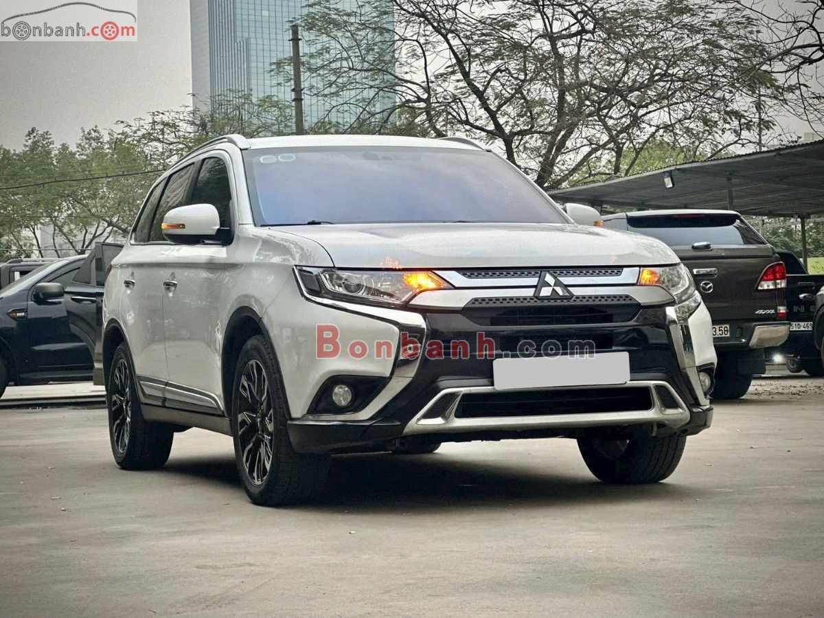 Bán ô tô Mitsubishi Outlander 2.0 CVT - 2020 - xe cũ