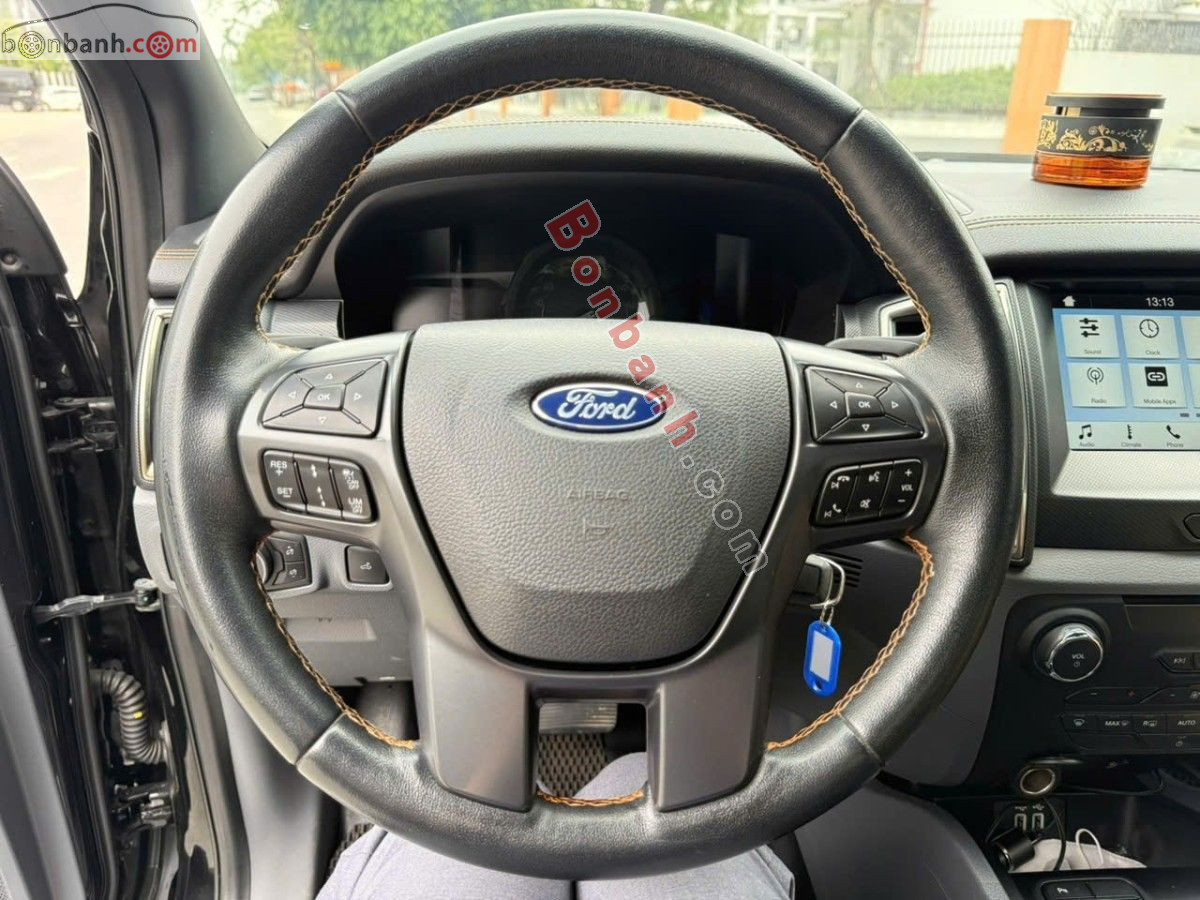 Bán ô tô Ford Ranger Wildtrak 3.2L 4x4 AT - 2017 - xe cũ