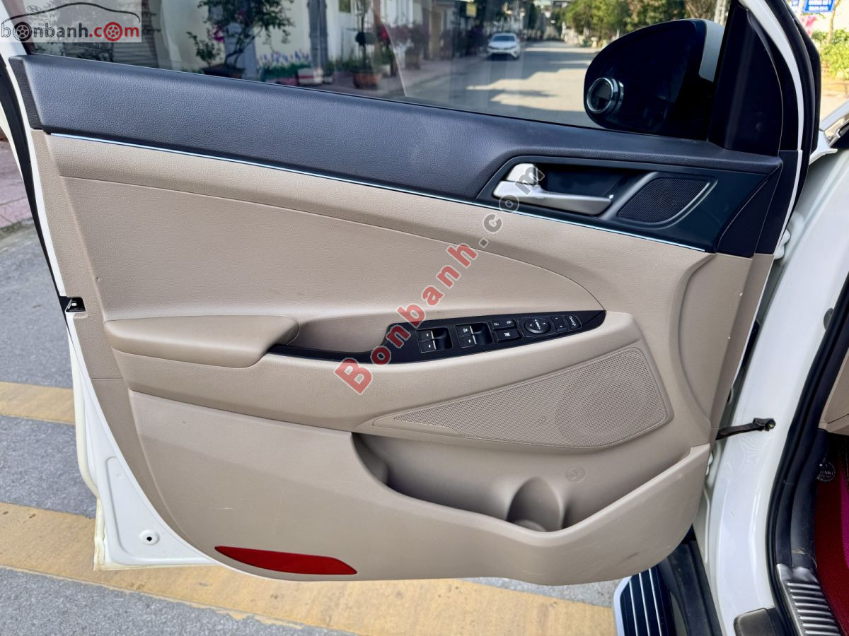 Bán ô tô Hyundai Tucson 2.0 AT Tiêu chuẩn - 2021 - xe cũ
