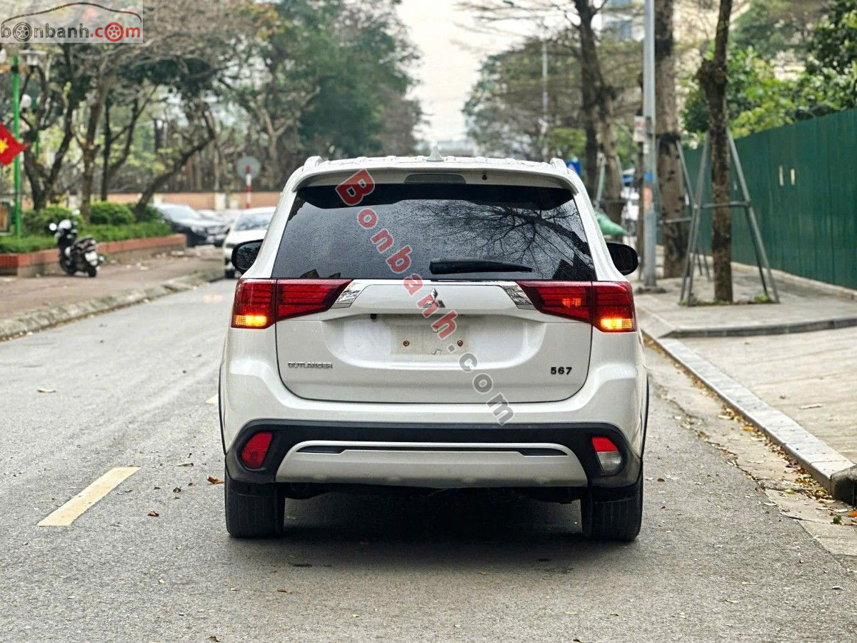 Bán ô tô Mitsubishi Outlander 2.0 CVT - 2020 - xe cũ