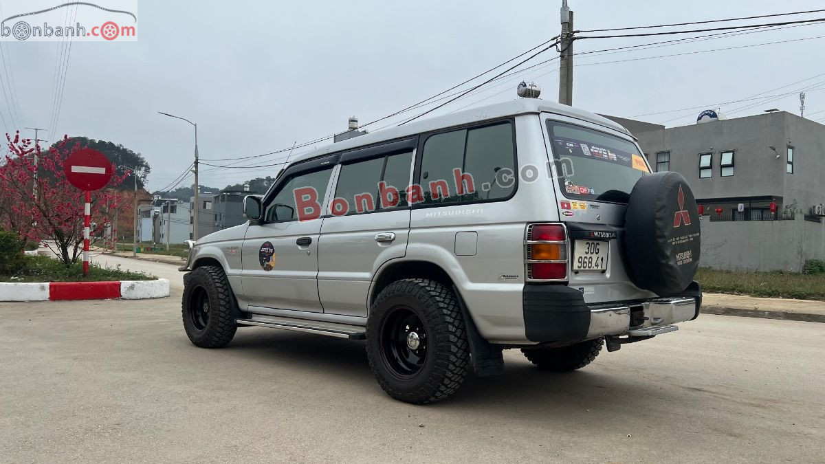 Bán ô tô Mitsubishi Pajero 2.4 - 2000 - xe cũ