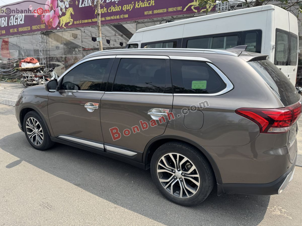 Bán ô tô Mitsubishi Outlander 2.0 CVT - 2019 - xe cũ