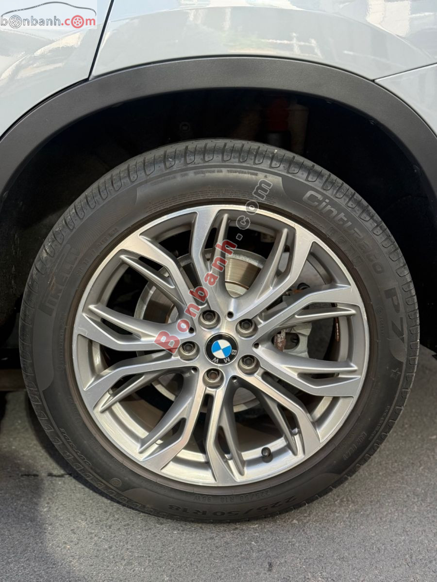 Bán ô tô BMW X1 sDrive18i - 2022 - xe cũ