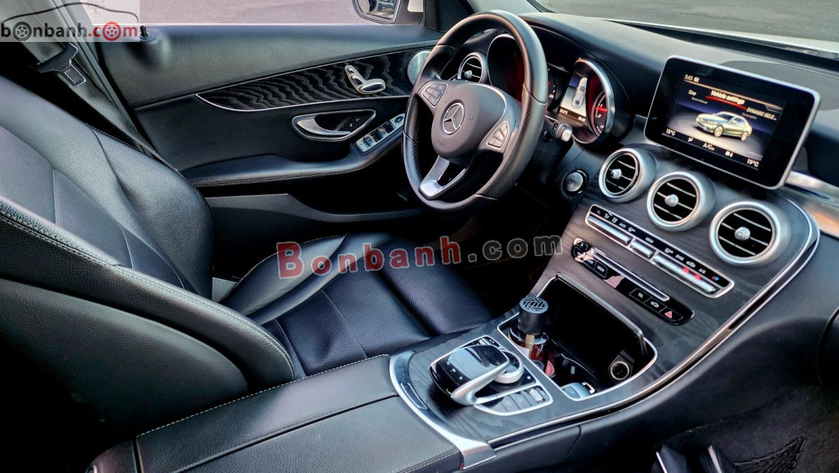 Bán ô tô Mercedes Benz C class - 2019 - xe cũ