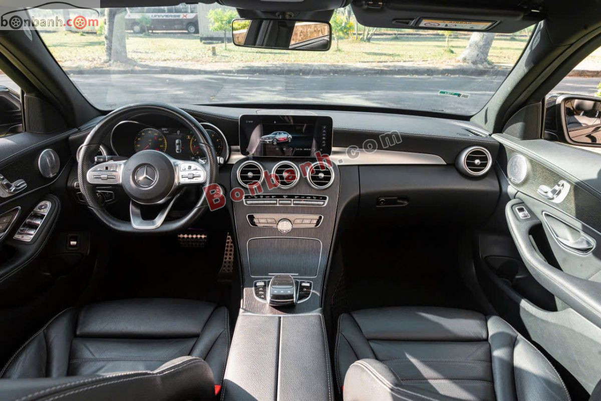 Bán ô tô Mercedes Benz C class C300 AMG - 2019 - xe cũ