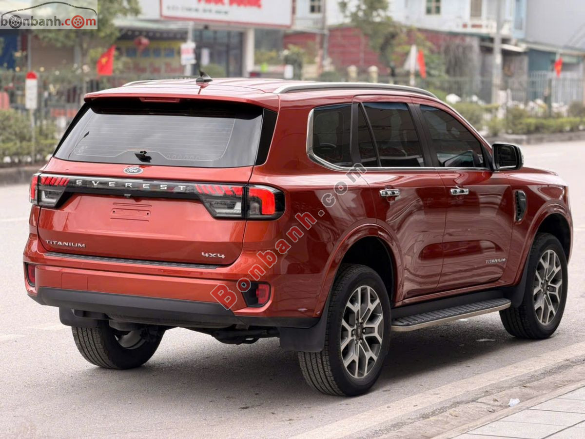 Bán ô tô Ford Everest Titanium 2.0L 4x2 AT - 2022 - xe cũ